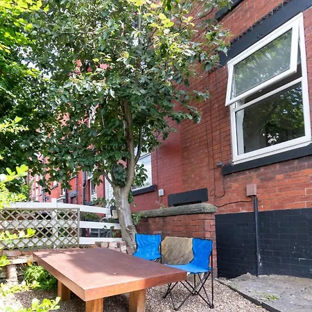 Holiday home Stylish In 10 Mins From Centre Leeds (West Yorkshire)